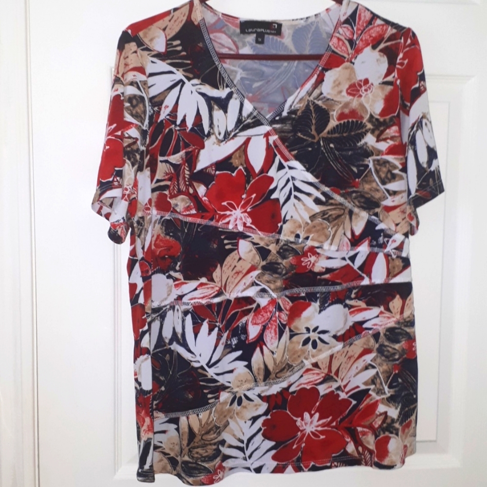 😊1X t shirt Laura Plus noir/blanc/rouge